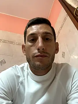Snapshot of Gionnytav chatting on 10-13-25, 05:58 Gionnytav online show from 10-13-25, 05:58