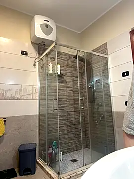 Gionnytav online show from 11-20-25, 04:46