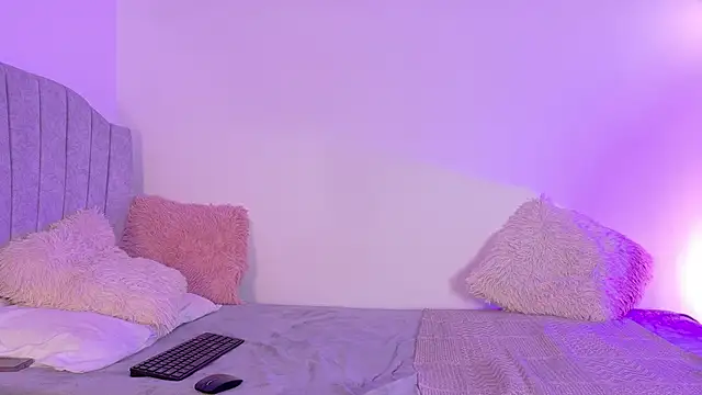 Megannklein online show from 02-17-26, 03:37