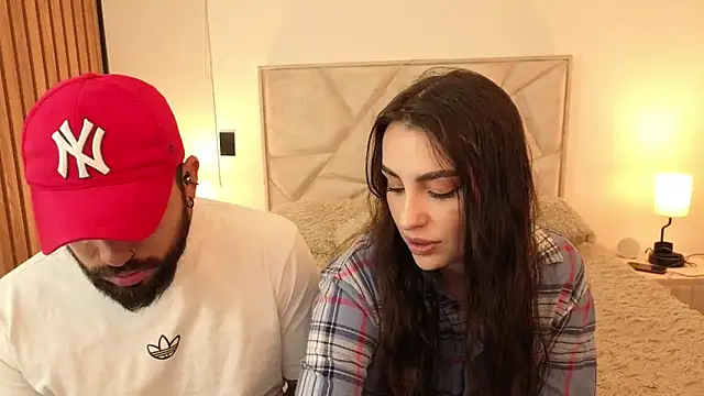 teseo and afroditha  online show from 10-18-25, 03:52