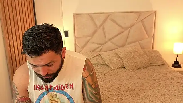 teseo and afroditha  online show from 12-22-25, 04:23