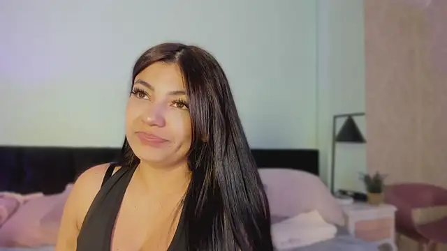 EvaaStevens online show from 11-10-25, 03:06