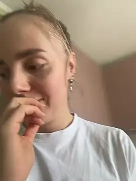 AlisaKissss online show from 03-13-26, 08:19