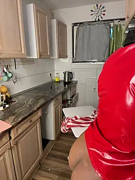 Shantel-Olivia online show from 12-19-25, 08:38