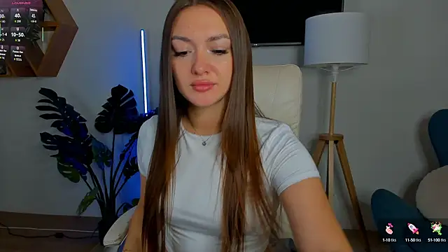 Micky  love online show from 10-15-25, 06:38