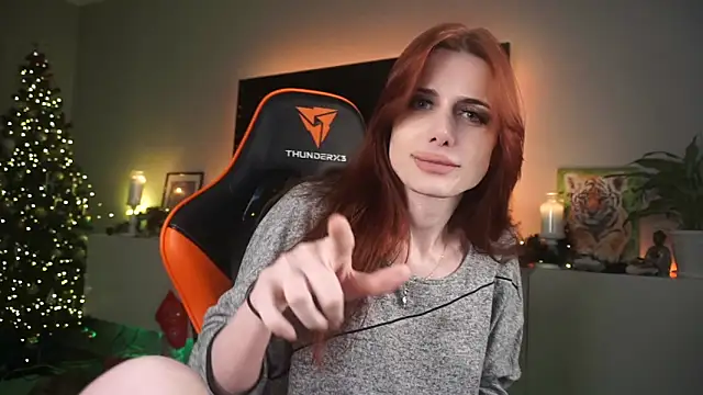 Foxy irene online show from 12-22-25, 03:34