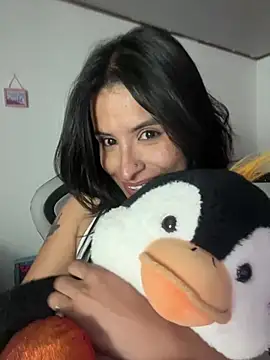 Snapshot of _elektrah chatting on 06-22-26, 05:04 elektrah online show from 06-22-26, 05:04