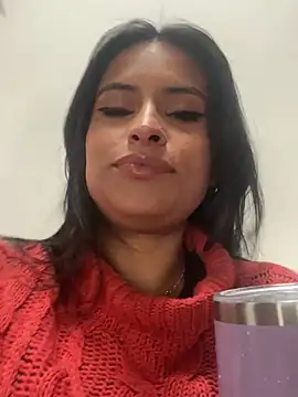 Snapshot of _elektrah chatting on 02-24-26, 02:18 elektrah online show from 02-24-26, 02:18