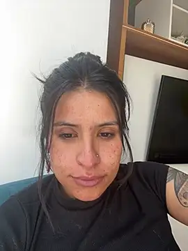 Snapshot of _elektrah chatting on 02-26-26, 07:14 elektrah online show from 02-26-26, 07:14