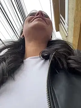 Snapshot of _elektrah chatting on 02-07-26, 08:06 elektrah online show from 02-07-26, 08:06