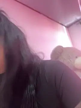 Snapshot of _elektrah chatting on 02-20-26, 05:48 elektrah online show from 02-20-26, 05:48