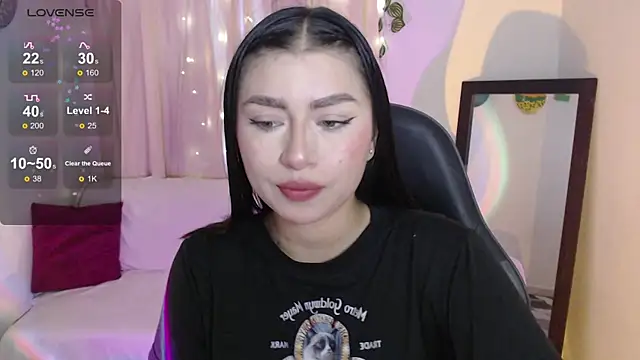 mily thomson b  online show from 06-12-26, 10:51
