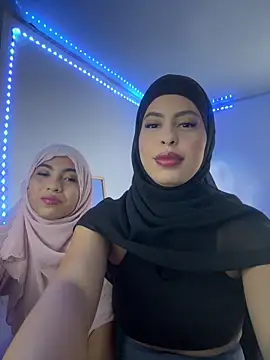 Snapshot of JannaNader12 chatting on 10-11-25, 10:22 JannaNader12 online show from 10-11-25, 10:22