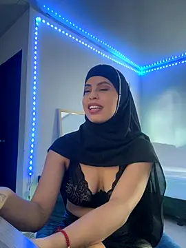 Snapshot of JannaNader12 chatting on 10-22-25, 11:25 JannaNader12 online show from 10-22-25, 11:25