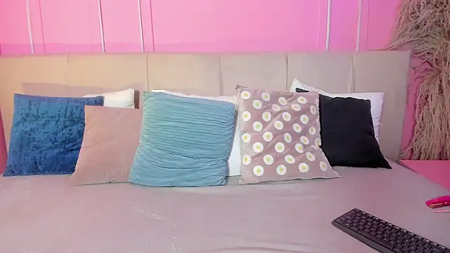 Emelyy Carter online show from 10-03-25, 03:13