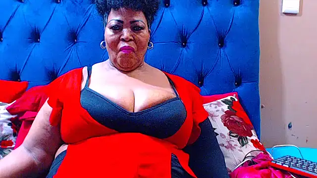 ebonycandy10 online show from 12-04-25, 05:06