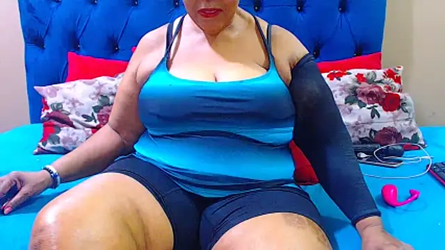 Snapshot of ebonycandy10 chatting on 05-06-26, 03:54 ebonycandy10 online show from 05-06-26, 03:54