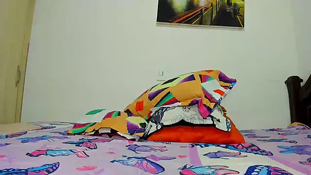 Jhhan234 online show from 12-21-25, 01:41