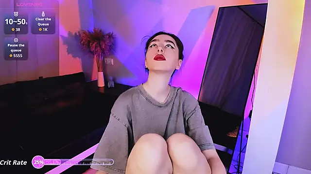 Snapshot of Lily_xBabe chatting on 04-30-26, 02:13 Lily xBabe online show from 04-30-26, 02:13