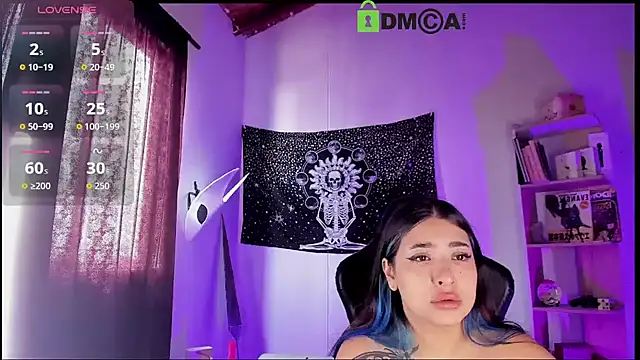 sweetcoralinee online show from 01-14-26, 02:42