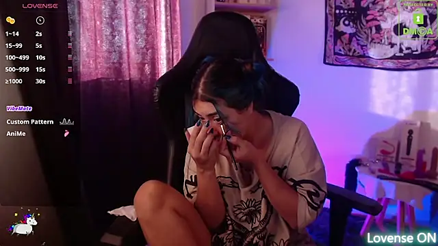 sweetcoralinee online show from 09-28-25, 10:06