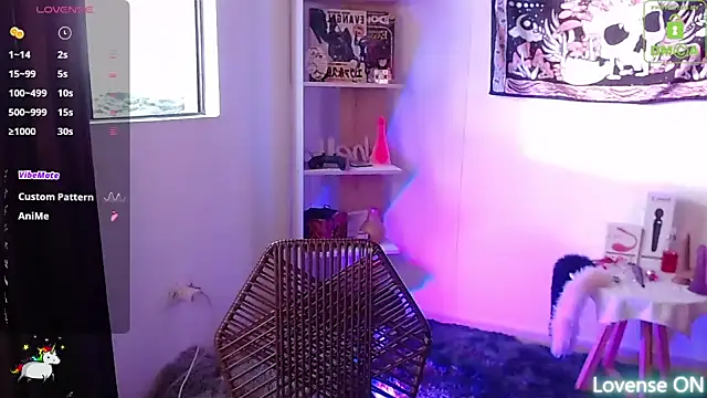 sweetcoralinee online show from 09-18-25, 10:13