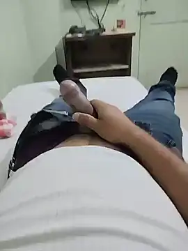 Snapshot of DADDY69SS chatting on 02-21-26, 11:45 DADDY69SS online show from 02-21-26, 11:45