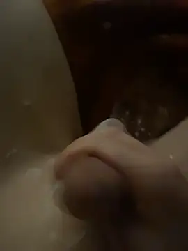 Flouflolutin online show from 10-28-25, 08:52