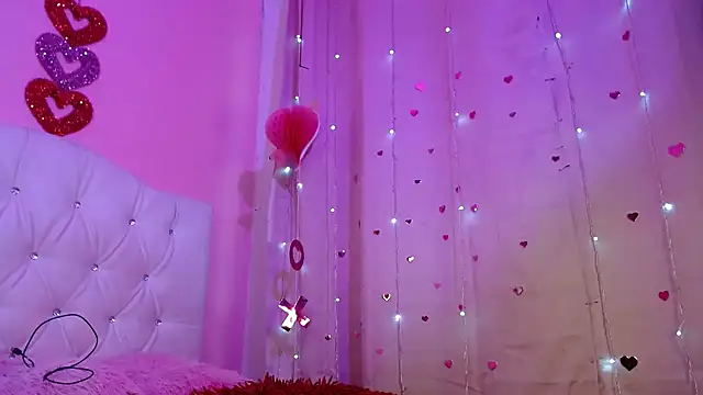 HECATE 23 online show from 04-18-26, 01:35