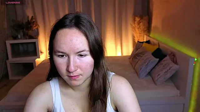 Snapshot of Little_doll_meow chatting on 10-02-25, 02:48 Little doll meow online show from 10-02-25, 02:48
