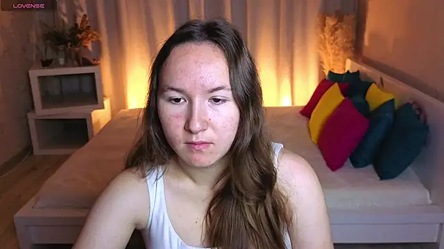 Snapshot of Little_doll_meow chatting on 09-18-25, 03:09 Little doll meow online show from 09-18-25, 03:09