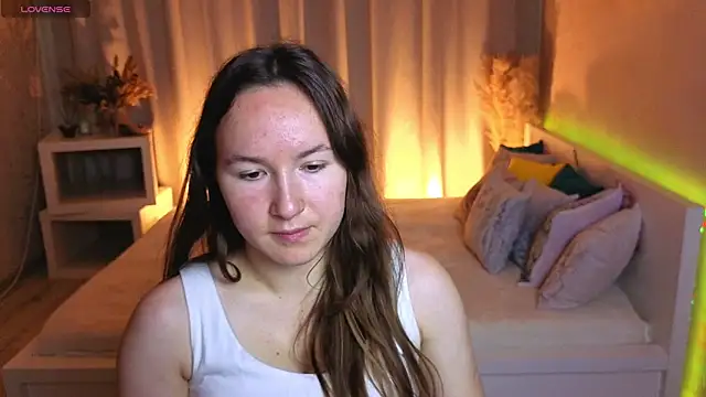 Snapshot of Little_doll_meow chatting on 09-30-25, 03:12 Little doll meow online show from 09-30-25, 03:12
