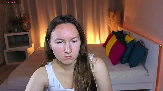 Snapshot of Little_doll_meow chatting on 09-16-25, 03:29 Little doll meow online show from 09-16-25, 03:29