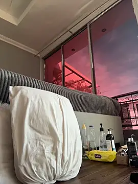 emiss  online show from 11-02-25, 03:17