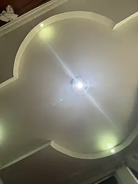 emiss  online show from 10-24-25, 01:54