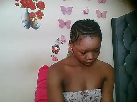 Snapshot of HotJeylee chatting on 09-28-25, 10:33 HotJeylee online show from 09-28-25, 10:33