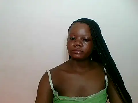 HotJeylee online show from 05-07-26, 12:26