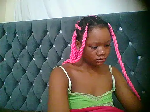 HotJeylee online show from 12-15-25, 10:26