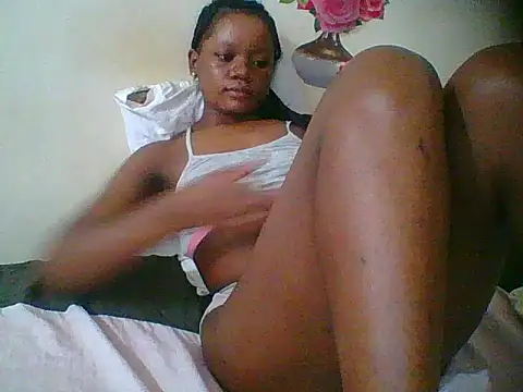 Snapshot of HotJeylee chatting on 10-22-25, 05:45 HotJeylee online show from 10-22-25, 05:45