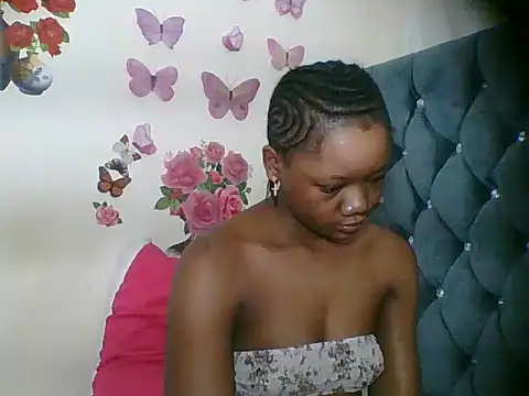 Snapshot of HotJeylee chatting on 09-29-25, 12:28 HotJeylee online show from 09-29-25, 12:28