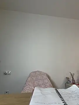 streetdoll online show from 12-19-25, 06:38