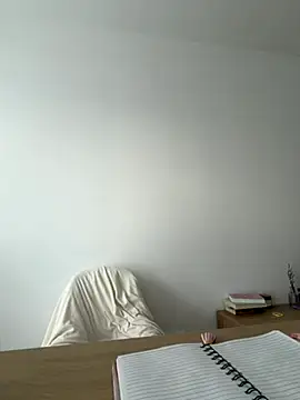 streetdoll online show from 11-25-25, 08:36