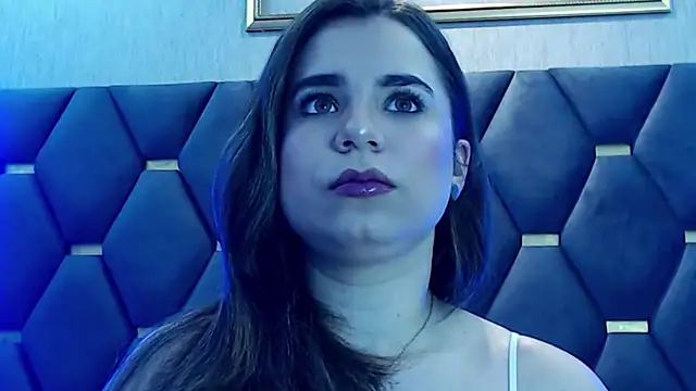 ThaniaJones online show from 10-09-25, 12:06