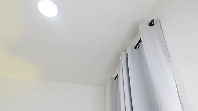 khloe kaczka  online show from 01-04-25, 01:10