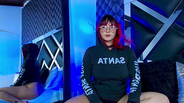 Dafne Moon online show from 03-19-25, 09:49