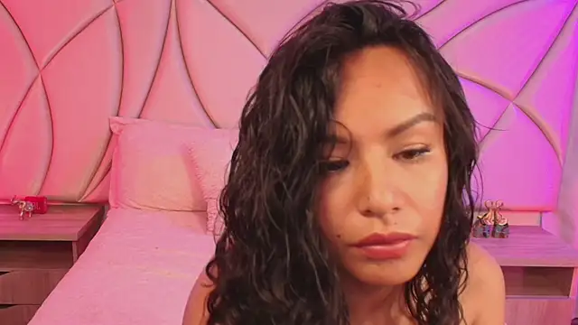 ValleryC online show from 04-15-26, 09:48