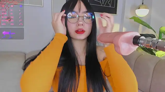 Kloe Raize online show from 10-19-25, 06:05