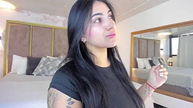 PaulinaDuarte online show from 04-04-26, 11:50