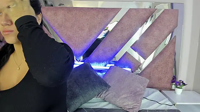 PaulinaDuarte online show from 10-28-25, 10:47