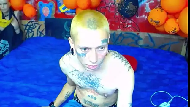 deivid estrada online show from 10-18-25, 04:42